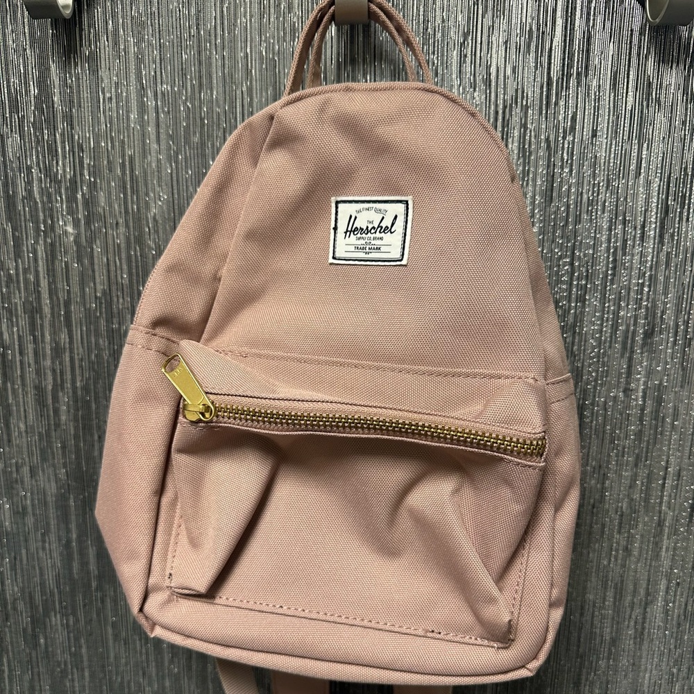 Herschel Mini Back Pack New without Tags Dusky Pink